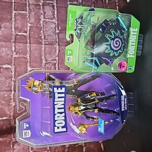 FortNite 🎁 Bundle! YOnd3R Figurine & Glow Rider Glider Factory Sealed